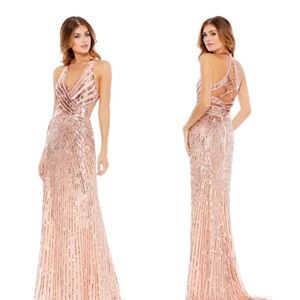 Mac Duggal Sleeveless Sequin Embellished Back Gown 5390 Rose Gold Size 4 NWT